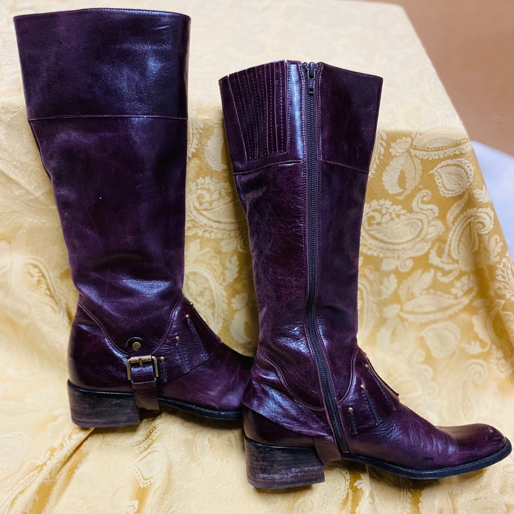 Jessica Bennett cordovan leather boots, size 7